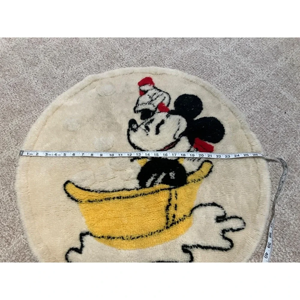 Vintage Disney Mickey Mouse Bath Rug Dundee Round Yellow Bathtub Bubbles 27in